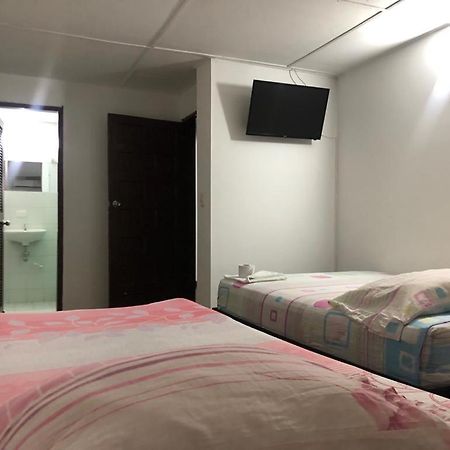 Hospedaje Los Peces Ríohacha Buitenkant foto